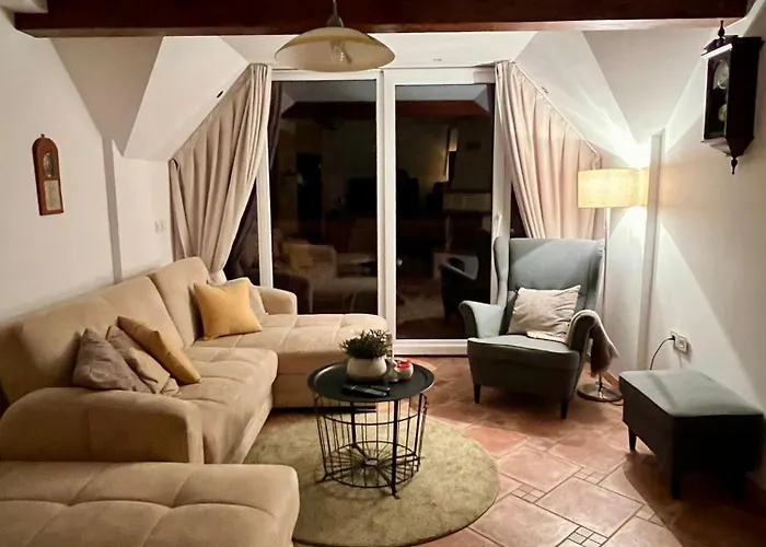 Vineyard Skriti Raj בית נופש *