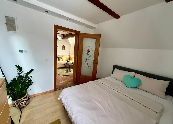 Vineyard Skriti Raj בית נופש